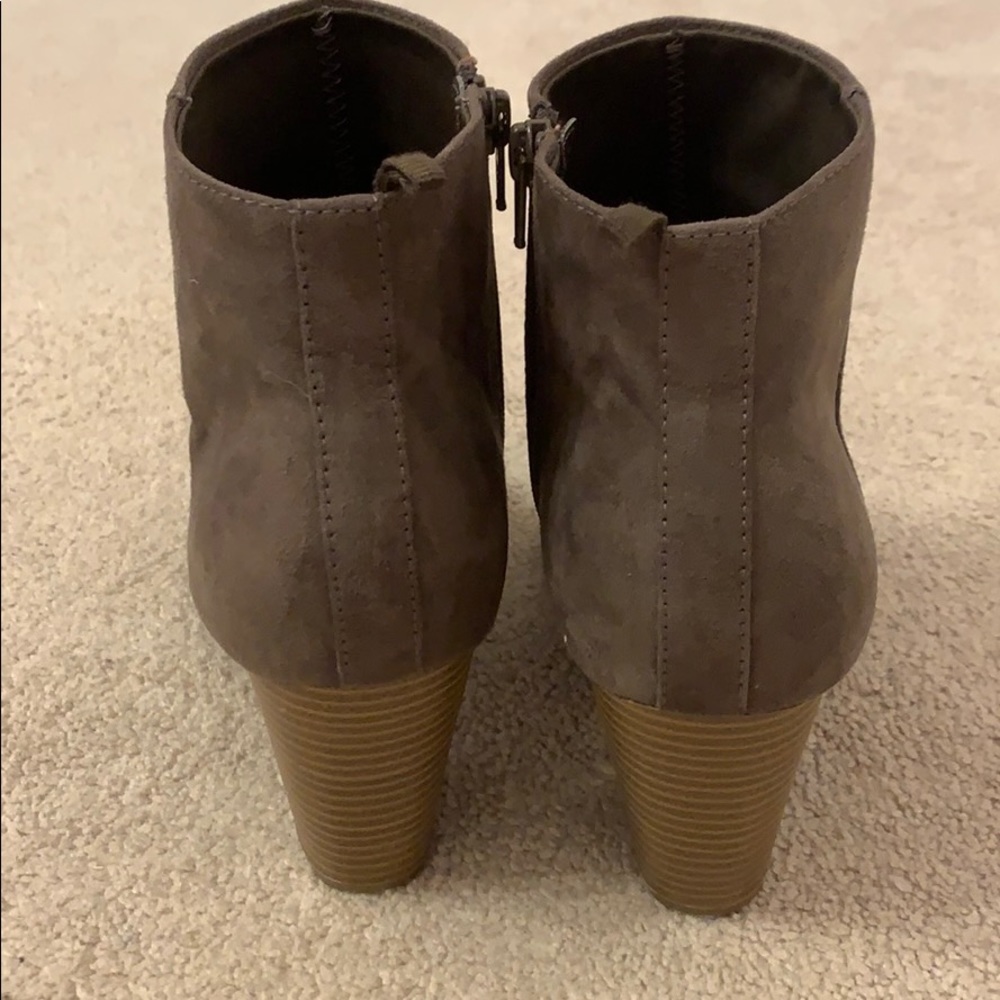 GAP Booties - Picture 4 of 4